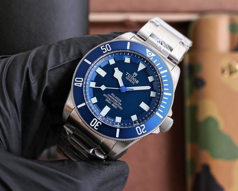 Tudor 42mm 071436
